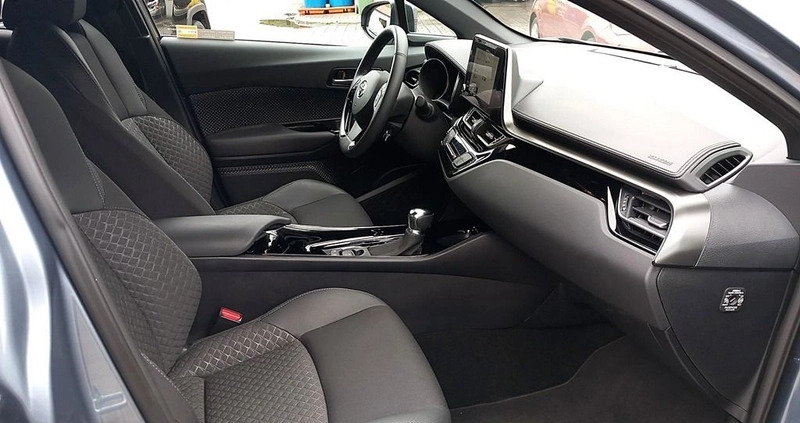 Toyota C-HR cena 124800 przebieg: 12227, rok produkcji 2023 z Tychy małe 172